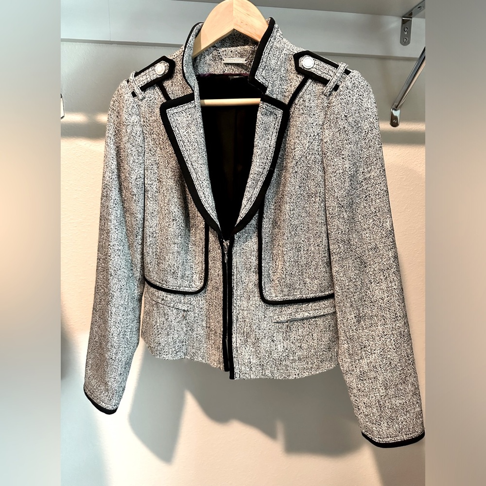 WHBM Blazer Grey & Black Trim Zip-up Closure w/ Silver Button Detail Size 6